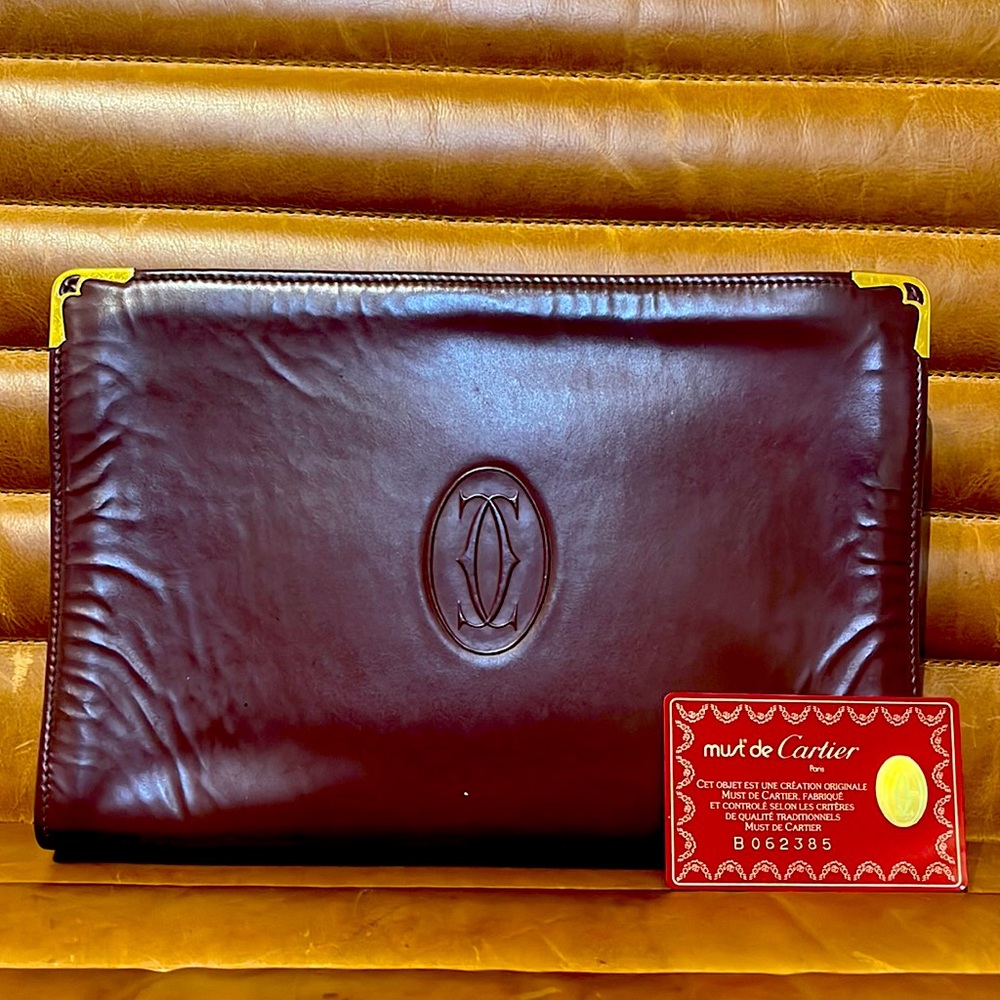 EUC MUST DE CARTIER CLUTCH HAND BAG LEATHER BORDEAUX GOLD PARIS W/ COA